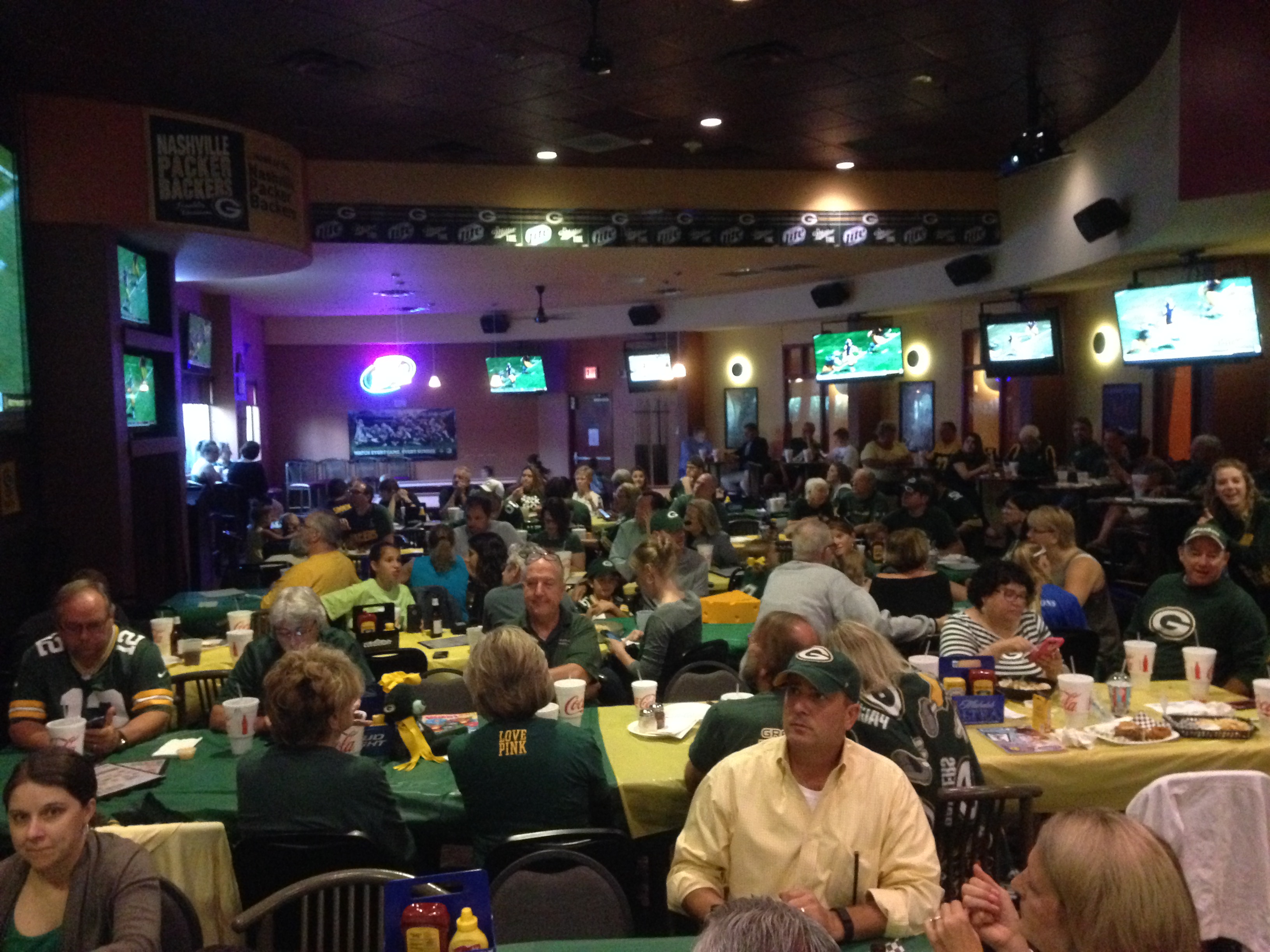 50 Packers bars in 50 states (and beyond)