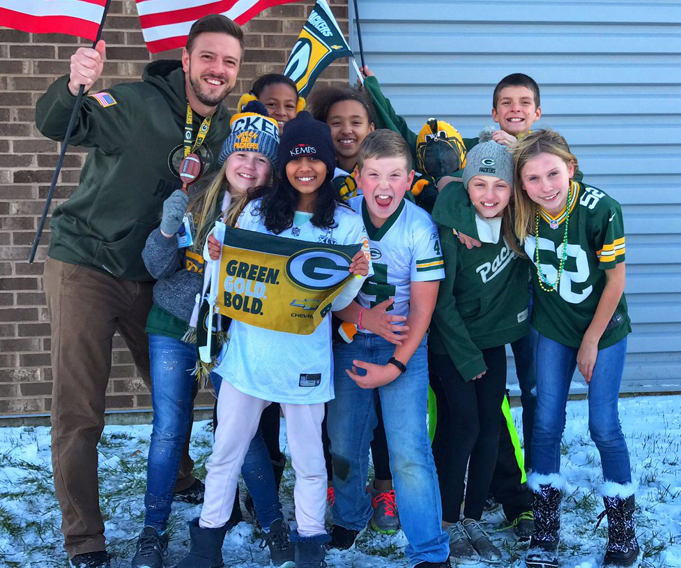 Packers Green & Gold Friday  Green Bay Packers –